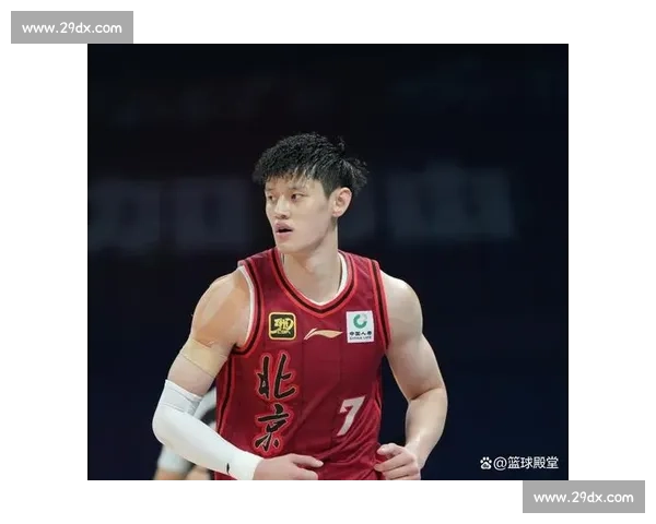 炸裂休赛期！132 人合同到期，赵继伟陷转会风暴，曾凡博冲击 NBA