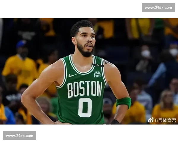 塔图姆 40+31 创总决赛纪录!力压哈利伯顿夺 FMVP,赛后炮轰裁判引发争议 塔图姆 40+31 创总决赛纪录!力压哈利伯顿夺 FMVP,赛后炮轰裁判引发争议