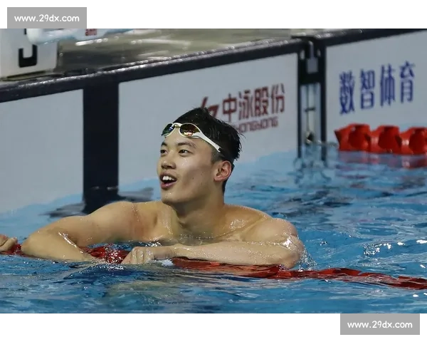 泳坛王者跨界冲浪：汪顺的破浪新征程